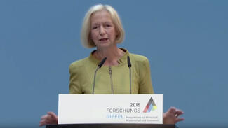 Forschungsgipfel 2015: Keynote von Johanna Wanka (Video)