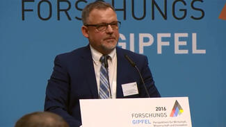 Christof Weinhardt
